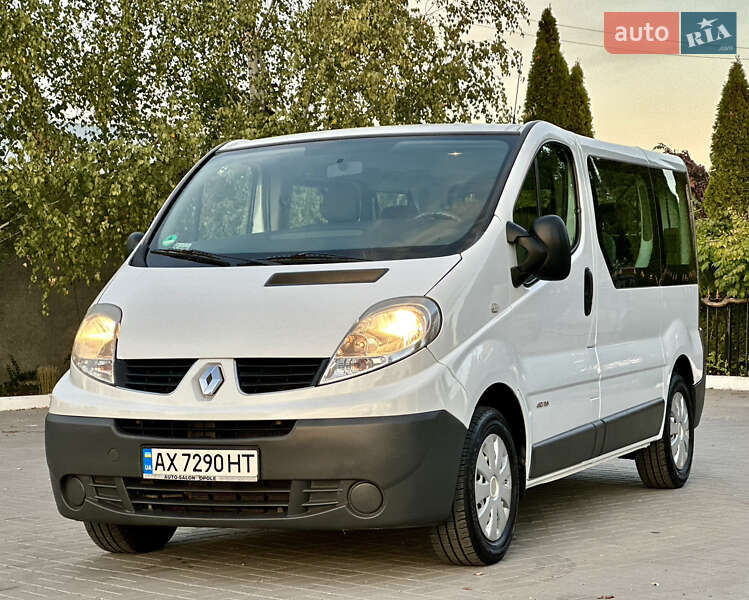 Минивэн Renault Trafic 2007 в Кропивницком