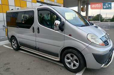 Минивэн Renault Trafic 2007 в Требухове