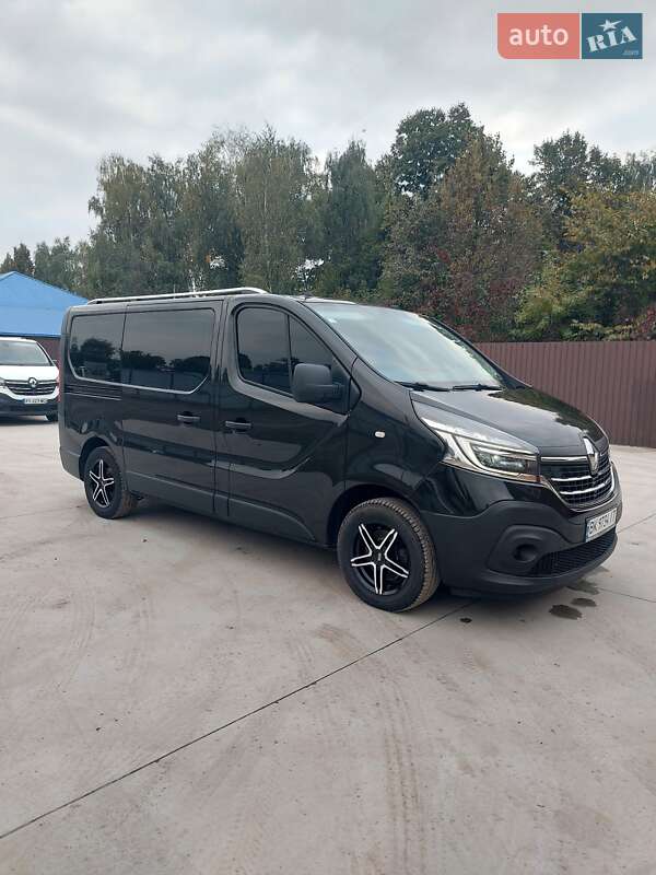 Мінівен Renault Trafic 2020 в Млиніві Мінівен Renault Trafic 2020 в Млиніві