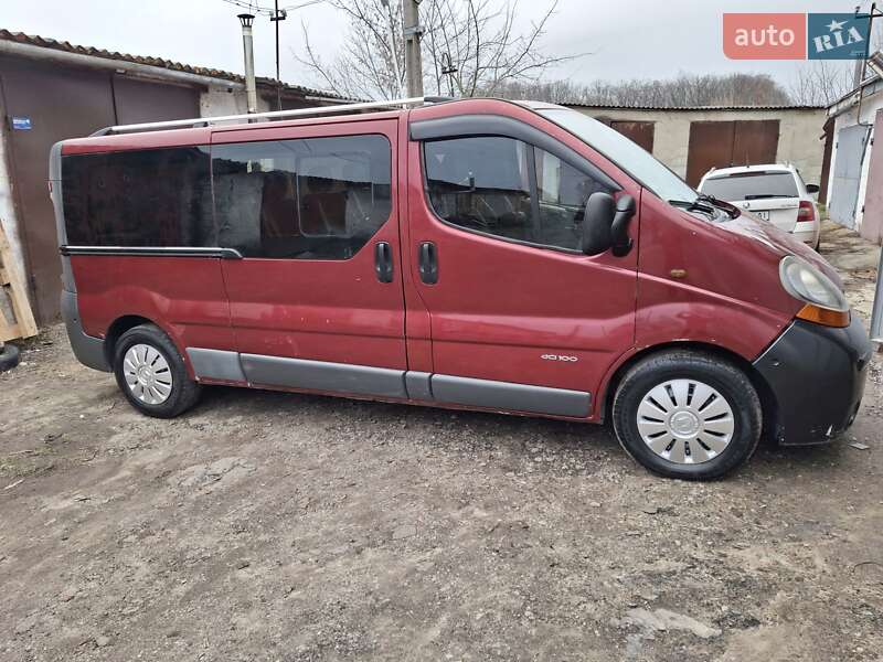 Минивэн Renault Trafic 2006 в Киеве