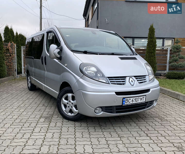 Мінівен Renault Trafic 2012 в Стрию Мінівен Renault Trafic 2012 в Стрию