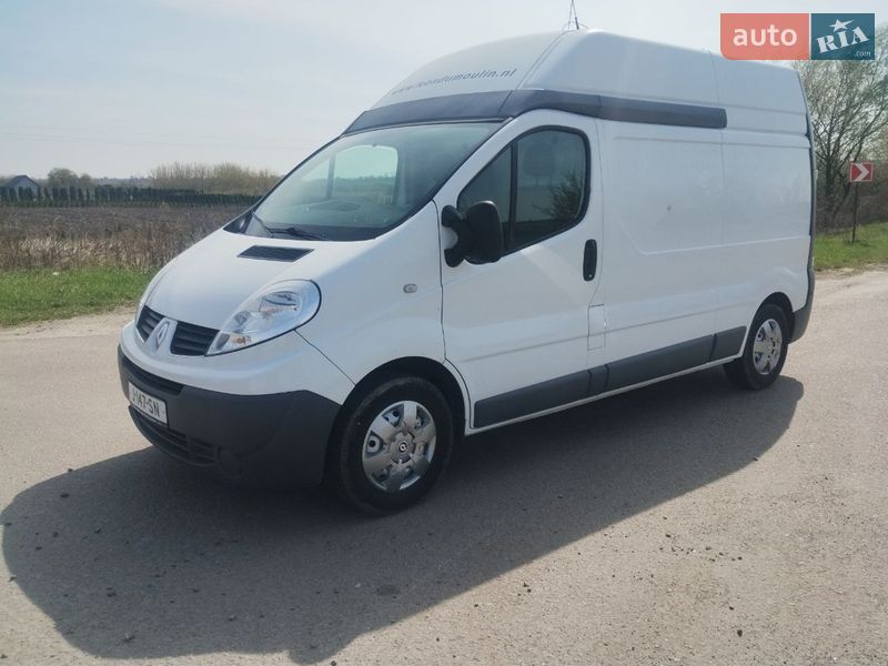 Грузовой фургон Renault Trafic 2013 в Дубно