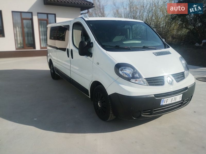 Минивэн Renault Trafic 2013 в Дубно