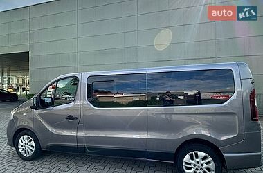 Минивэн Renault Trafic 2017 в Львове Минивэн Renault Trafic 2017 в Львове