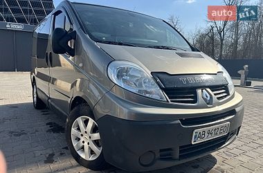 Вантажопасажирський фургон Renault Trafic 2007 в Бару