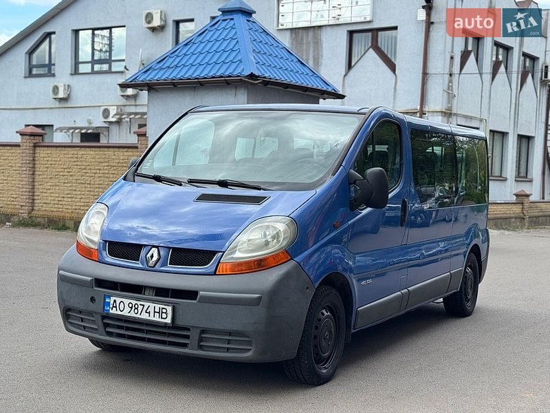 Мінівен Renault Trafic 2003 в Луцьку