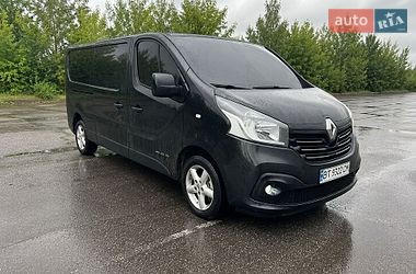 Вантажний фургон Renault Trafic 2015 в Херсоні