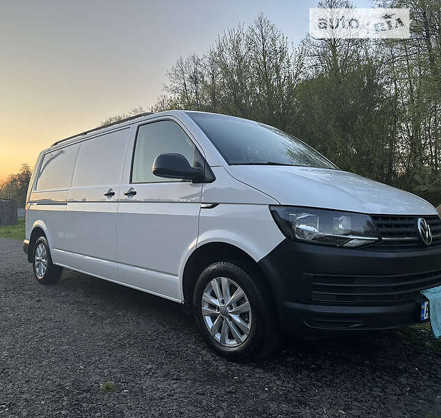 Грузовой фургон Volkswagen Transporter 2016 в Киеве