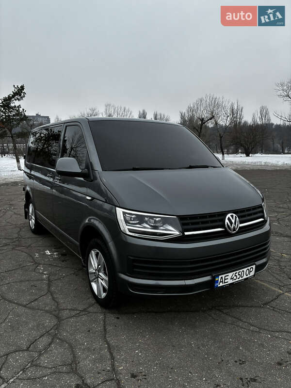 Мінівен Volkswagen Transporter 2015 в Кам'янському