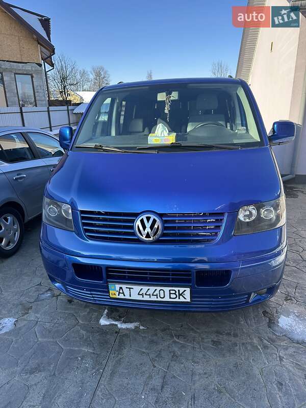 Минивэн Volkswagen Transporter 2004 в Ивано-Франковске