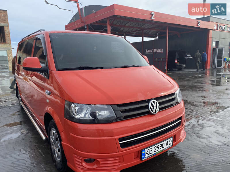 Мінівен Volkswagen Transporter 2005 в Львові