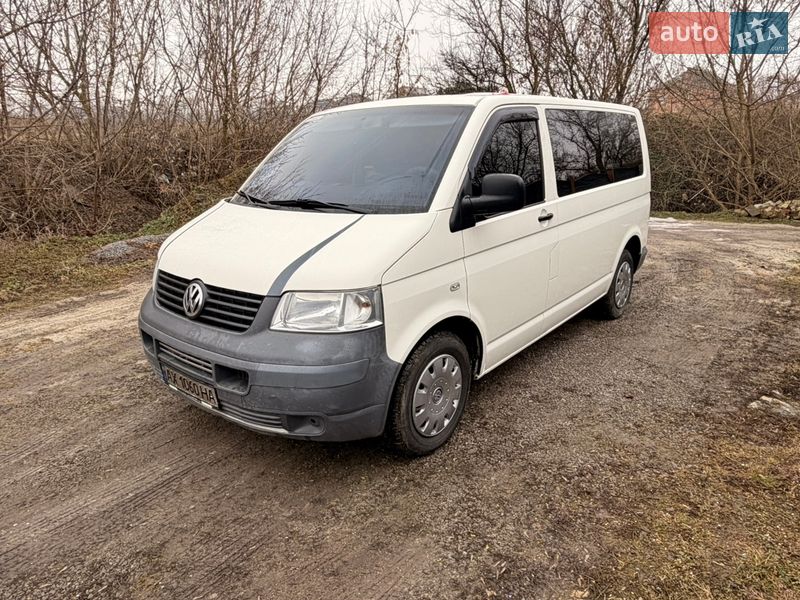 Вантажний фургон Volkswagen Transporter 2005 в Харкові