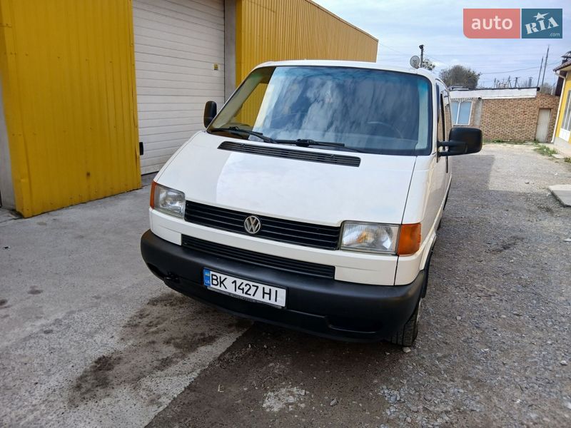 Минивэн Volkswagen Transporter 1999 в Ровно
