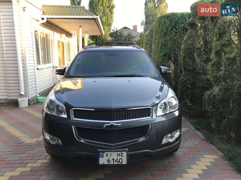Внедорожник / Кроссовер Chevrolet Traverse 2009 в Яготине