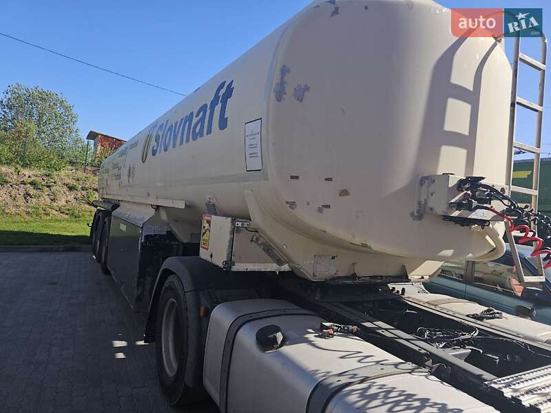 Цистерна полуприцеп Schwarzmuller TS 2005 в Львове