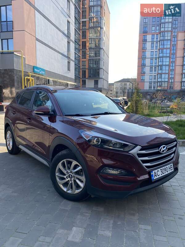 Внедорожник / Кроссовер Hyundai Tucson 2017 в Полтаве
