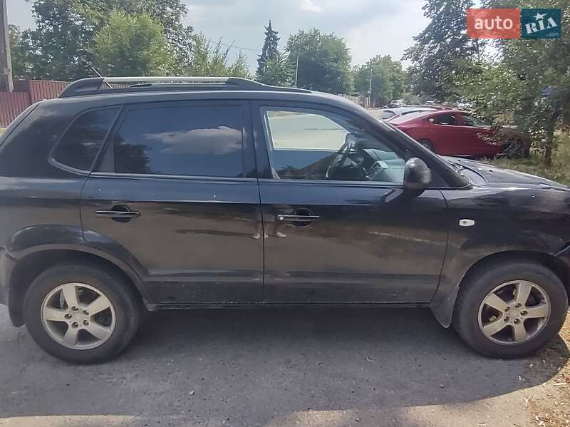 Внедорожник / Кроссовер Hyundai Tucson 2006 в Днепре Внедорожник / Кроссовер Hyundai Tucson 2006 в Днепре