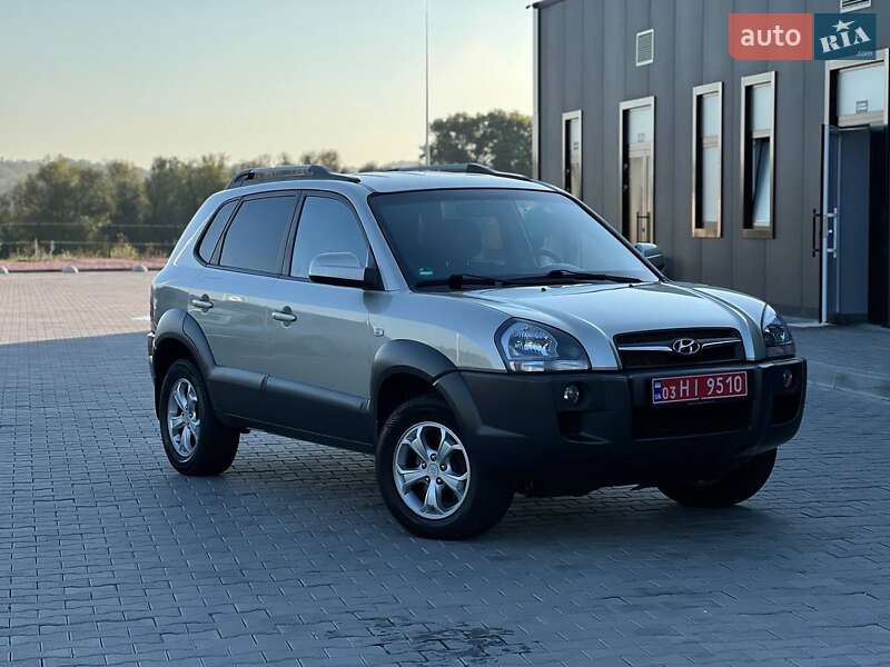 Внедорожник / Кроссовер Hyundai Tucson 2009 в Гайсине Внедорожник / Кроссовер Hyundai Tucson 2009 в Гайсине