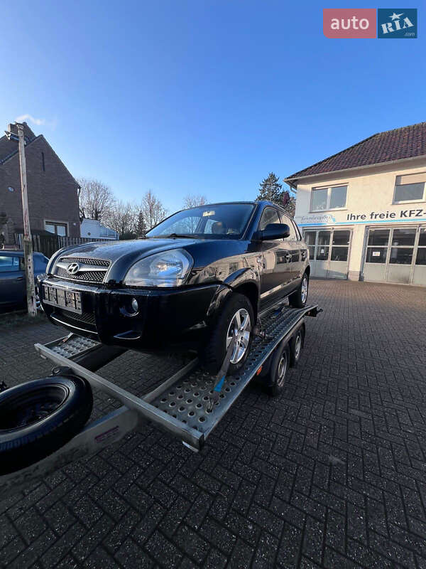 Позашляховик / Кросовер Hyundai Tucson 2009 в Полтаві