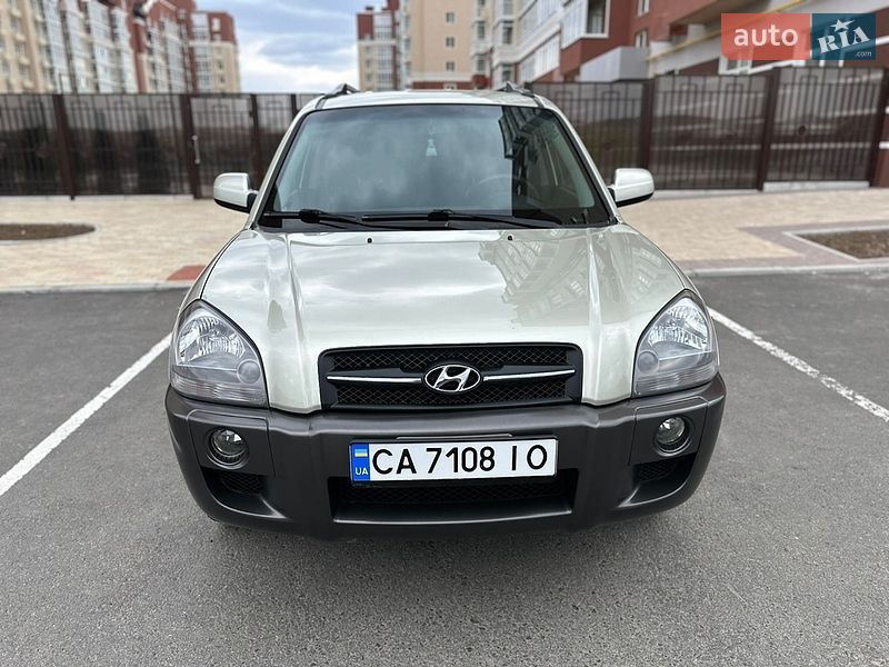 Позашляховик / Кросовер Hyundai Tucson 2006 в Умані