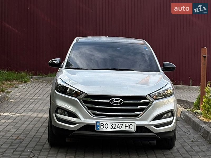 Внедорожник / Кроссовер Hyundai Tucson 2015 в Кременце