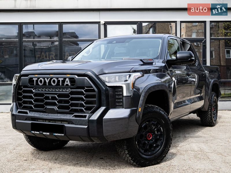 Пікап Toyota Tundra 2022 в Києві