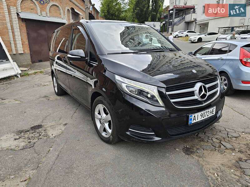 Мінівен Mercedes-Benz V-Class 2015 в Києві
