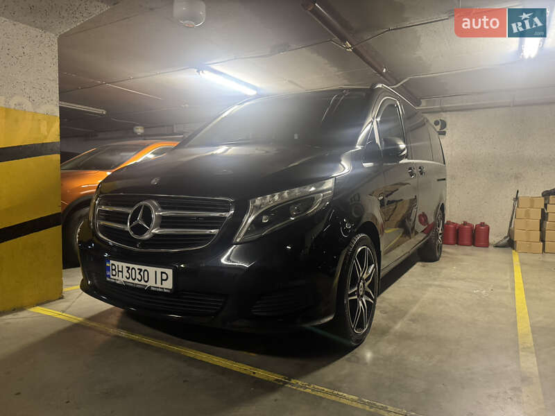 Минивэн Mercedes-Benz V-Class 2016 в Одессе