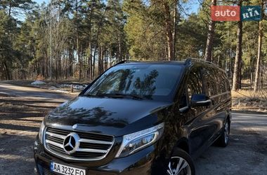 Минивэн Mercedes-Benz V-Class 2016 в Киеве