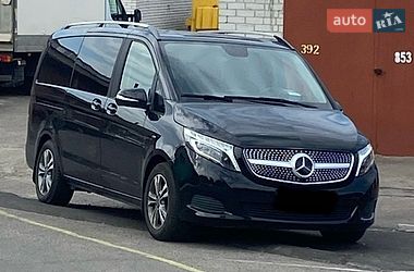 Минивэн Mercedes-Benz V-Class 2015 в Киеве