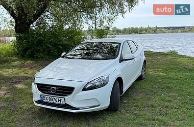 Хетчбек Volvo V40 2012 в Хмельницькому
