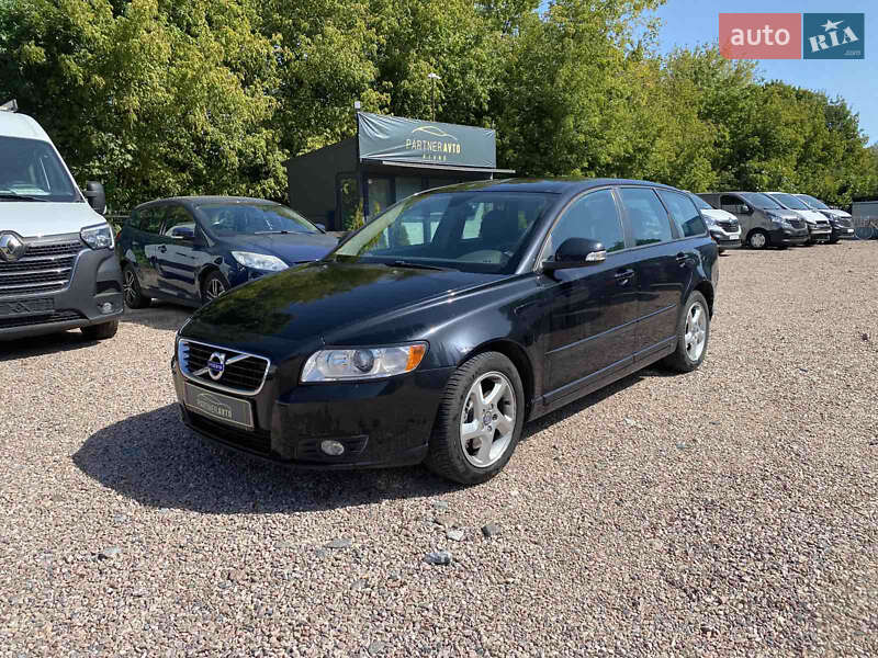 Универсал Volvo V50 2012 в Ровно Универсал Volvo V50 2012 в Ровно