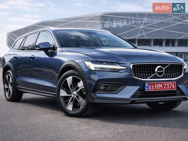 Універсал Volvo V60 Cross Country 2020 в Львові