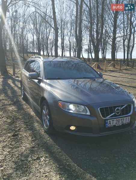 Универсал Volvo V70 2010 в Ивано-Франковске