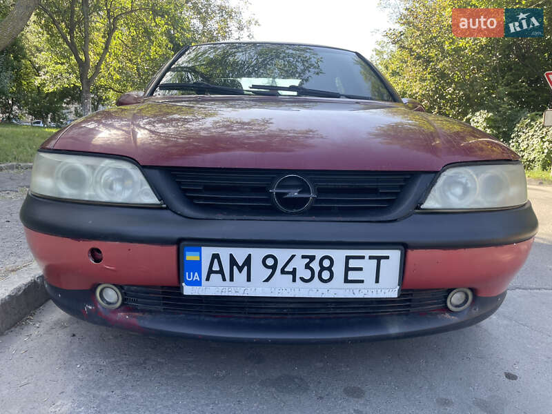 Седан Opel Vectra 1996 в Ровно