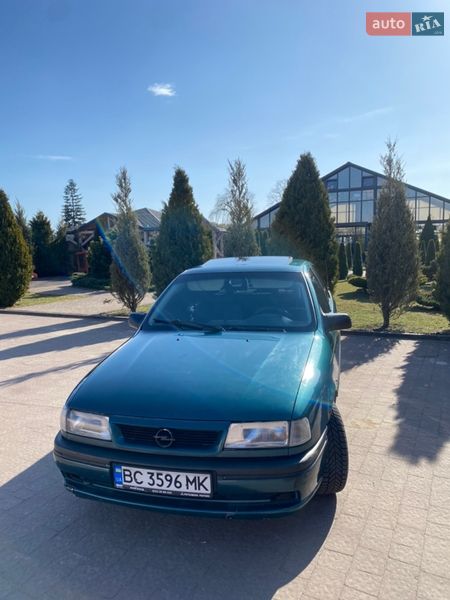 Седан Opel Vectra 1995 в Стрые