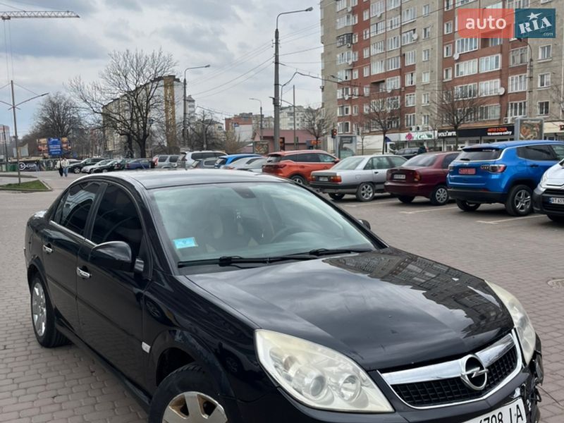 Седан Opel Vectra 2007 в Івано-Франківську
