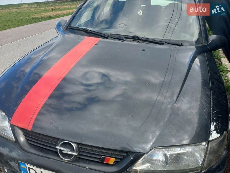Универсал Opel Vectra 1998 в Пустомытах