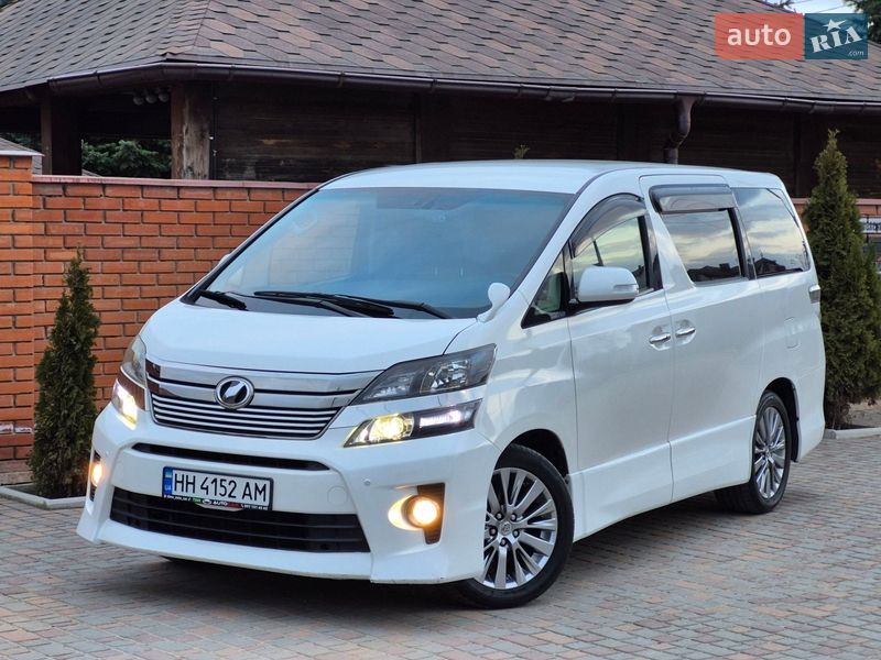 Минивэн Toyota Vellfire 2014 в Одессе