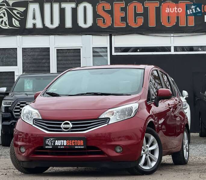 Седан Nissan Versa 2014 в Харкові
