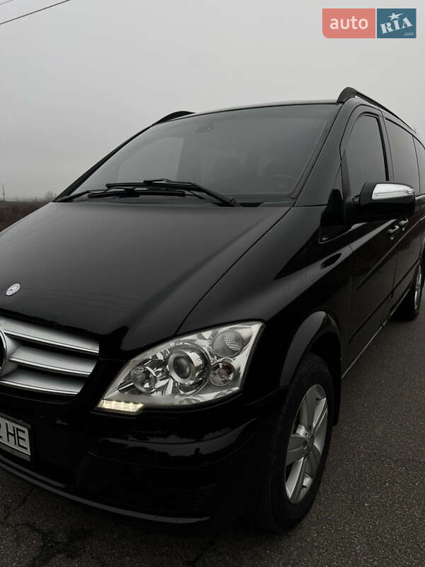 Минивэн Mercedes-Benz Viano 2012 в Буче