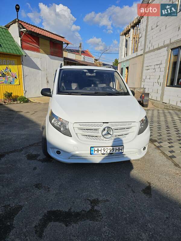 Минивэн Mercedes-Benz Vito 2015 в Одессе