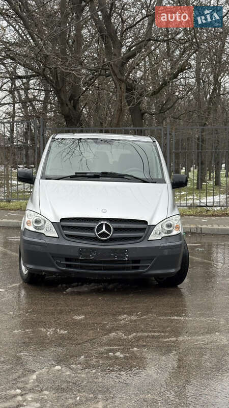Минивэн Mercedes-Benz Vito 2013 в Одессе Минивэн Mercedes-Benz Vito 2013 в Одессе