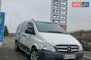 Вантажопасажирський фургон Mercedes-Benz Vito 2012 в Іршаві Вантажопасажирський фургон Mercedes-Benz Vito 2012 в Іршаві