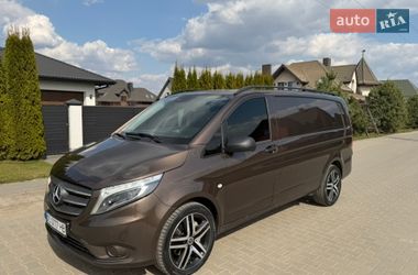 Вантажний фургон Mercedes-Benz Vito 2016 в Луцьку
