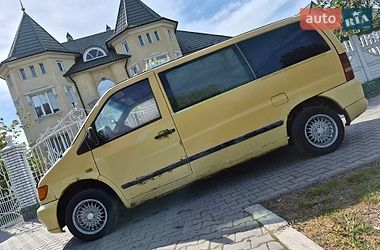 Вантажний фургон Mercedes-Benz Vito 1999 в Чернівцях