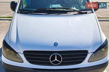 Вантажний фургон Mercedes-Benz Vito 2005 в Києві