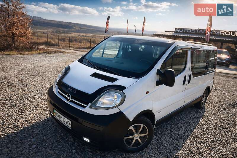 Минивэн Opel Vivaro 2004 в Черновцах