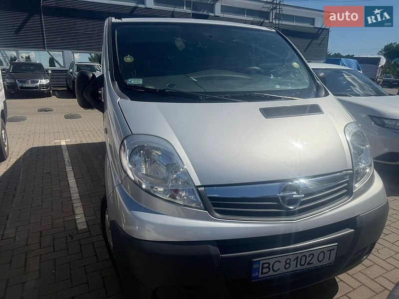 Грузопассажирский фургон Opel Vivaro 2014 в Виннице