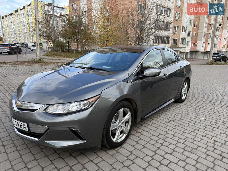Хэтчбек Chevrolet Volt 2017 в Ивано-Франковске